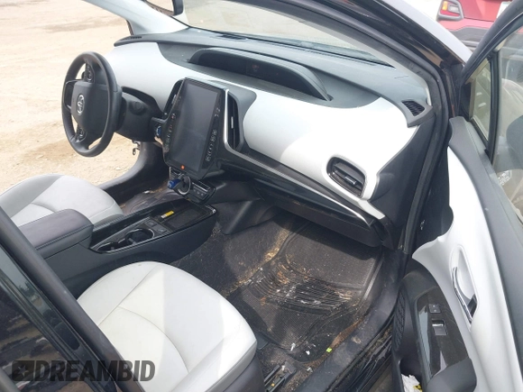 2021 Toyota Prius LE z VIN JTDKAMFP0M3179016, wystawiony jako IAAI lot #42204095 z przebiegiem 34 691 mil mil oraz . Historia ofert i sprzedaży dostępna na DreamBid. Obrazek 5.