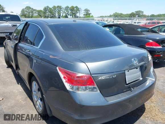2010 Honda Accord EX-L z VIN 1HGCP2F86AA178672, wystawiony jako IAAI lot #42317753 z przebiegiem 126 750 mil mil oraz . Historia ofert i sprzedaży dostępna na DreamBid. Obrazek 3.