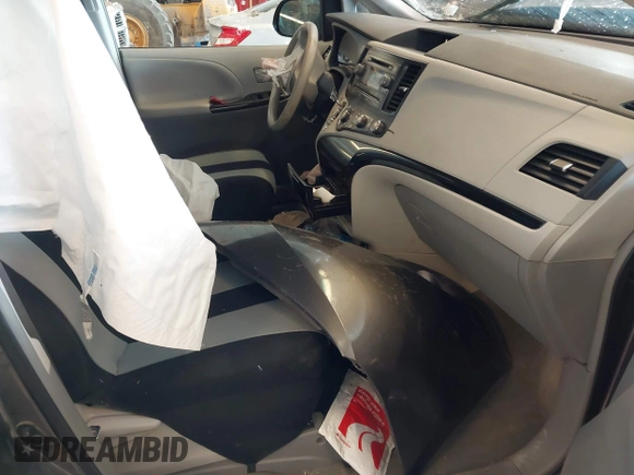 2012 Toyota Sienna with VIN 5TDKA3DC0CS012095, listed as a IAAI auction lot 41317071 with Not Provided miles and . Bid and sale history available at DreamBid. Image 5.
