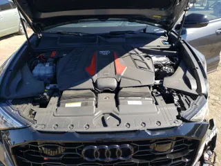 2023 Audi RS Q8 z VIN WU1ARBF18PD005006, wystawiony jako Copart lot #70642564 z przebiegiem 16 570 mil mil oraz Szkoda całkowita • Salvage title. Historia ofert i sprzedaży dostępna na DreamBid. Obrazek 12.