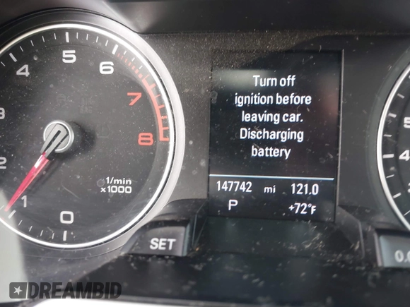 2013 Audi A4 Premium Plus with VIN WAUFFAFL1DN041923, listed as a IAAI auction lot 41993924 with 147,742 mi miles. Bid and sale history available at carsss.com. Image 15.