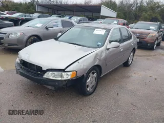 2001 Nissan Altima GXE with VIN 1N4DL01A91C226639, listed as a IAAI auction lot 41155439 with 197,939 mi miles. Bid and sale history available at carsss.com. Image 2.