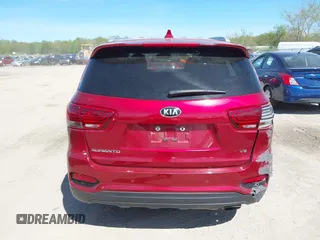2019 Kia Sorento LX z VIN 5XYPG4A50KG470876, wystawiony jako IAAI lot #42156680 z przebiegiem 133 683 mil mil oraz . Historia ofert i sprzedaży dostępna na DreamBid. Obrazek 16.