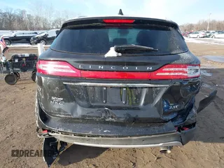 2019 Lincoln MKC Reserve with VIN 5LMTJ3DH1KUL01408, listed as a IAAI auction lot 41396256 with 75,769 mi miles. Bid and sale history available at carsss.com. Image 18.