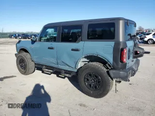 2022 Ford Bronco with VIN 1FMEE5DPXNLB41865, listed as a Copart auction lot 88532235 with 44,694 mi miles and Salvage Title. Bid and sale history available at DreamBid. Image 2.