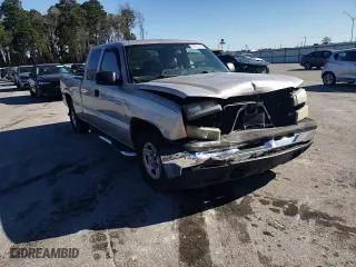 2004 Chevrolet Silverado 1500 LS with VIN 2GCEC19T241379481, listed as a Copart auction lot 48915705 with 111,331 mi miles and Salvage Title. Bid and sale history available at carsss.com. Image 10.