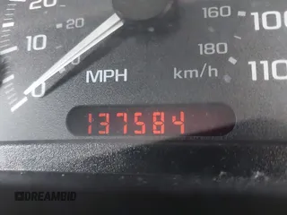 2004 Chevrolet Cavalier z VIN 1G1JC12F647312090, wystawiony jako IAAI lot #42508207 z przebiegiem 137 584 mil mil oraz . Historia ofert i sprzedaży dostępna na DreamBid. Obrazek 16.