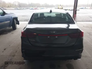 2021 Kia Forte LXS with VIN 3KPF24AD7ME329787, listed as a IAAI auction lot 41976938 with 134,385 mi miles and . Bid and sale history available at DreamBid. Image 16.