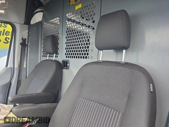 2018 Ford Transit с VIN 1FTYR2CM1JKB10502, выставлен на аукционе IAAI как лот 42849107 с пробегом 249 727 миль миль и . История ставок и продаж доступна на DreamBid. Изображение 25.