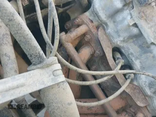 1990 Toyota 4Runner z VIN JT3RN37W2L0006007, wystawiony jako IAAI lot #42366826 z przebiegiem 344 675 mil mil oraz . Historia ofert i sprzedaży dostępna na DreamBid. Obrazek 19.