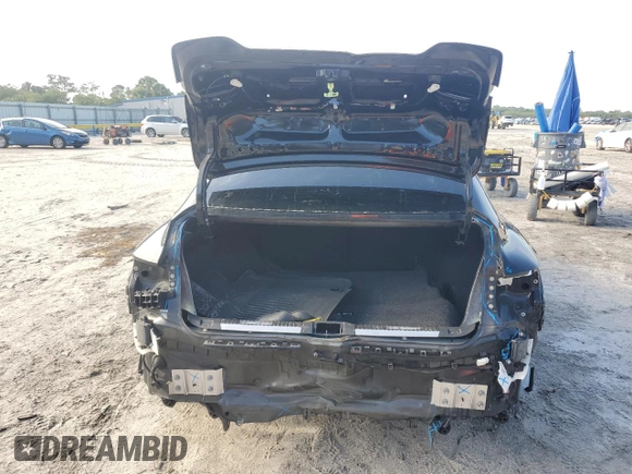 2022 Lexus IS 350 F Sport z VIN JTHGZ1B25N5058137, wystawiony jako Copart lot #52541375 z przebiegiem 121 963 mil mil oraz Szkoda całkowita • Salvage title. Historia ofert i sprzedaży dostępna na DreamBid. Obrazek 6.