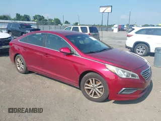 2016 Hyundai Sonata SE z VIN 5NPE24AFXGH265001, wystawiony jako IAAI lot #42409951 z przebiegiem 134 997 mil mil oraz . Historia ofert i sprzedaży dostępna na DreamBid. Obrazek 1.