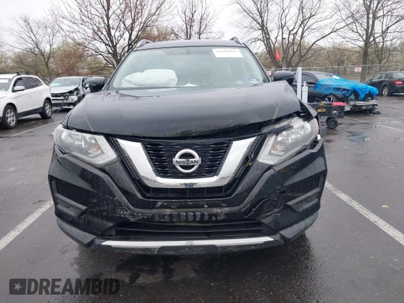 2017 Nissan Rogue SL with VIN 5N1AT2MVXHC822310, listed as a IAAI auction lot 41929934 with 67,561 mi miles. Bid and sale history available at carsss.com. Image 12.