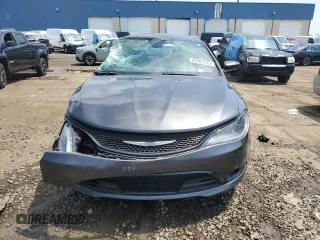 2015 Chrysler 200 S with VIN 1C3CCCBB8FN759936, listed as a Copart auction lot 62585775 with 116,487 mi miles and Clean title. Bid and sale history available at DreamBid. Image 5.