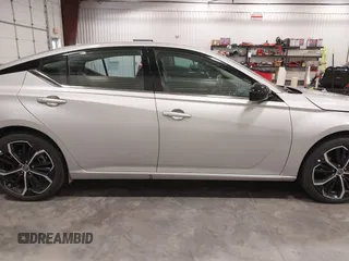 2023 Nissan Altima 2.5 SR with VIN 1N4BL4CV5PN370314, listed as a IAAI auction lot 41996759 with 36,475 mi miles. Bid and sale history available at carsss.com. Image 13.