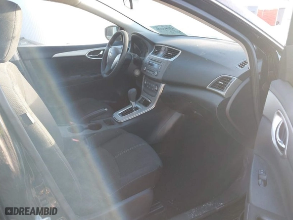 2014 Nissan Sentra SV with VIN 3N1AB7AP5EY204831, listed as a IAAI auction lot 41691039 with 112,954 mi miles. Bid and sale history available at carsss.com. Image 5.