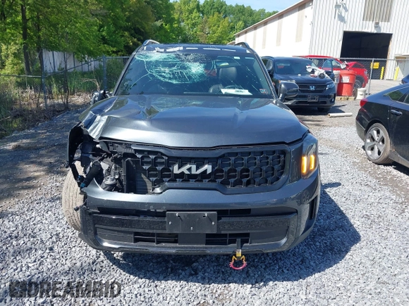 2024 Kia Telluride EX X-Line with VIN 5XYP3DGC9RG539740, listed as a IAAI auction lot 42330422 with 28,216 mi miles and . Bid and sale history available at DreamBid. Image 12.