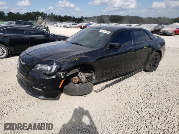 2020 Chrysler 300 S z VIN 2C3CCABTXLH122919, wystawiony jako Copart lot #78414584 z przebiegiem 122 180 mil mil oraz Szkody całkowita. Historia ofert i sprzedaży dostępna na DreamBid. Obrazek 1.