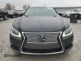 2017 Lexus LS 460 z VIN JTHCL5EF8H5029094, wystawiony jako Copart lot #81793294 z przebiegiem 37 205 mil mil oraz Szkoda całkowita • Salvage title. Historia ofert i sprzedaży dostępna na DreamBid. Obrazek 5.