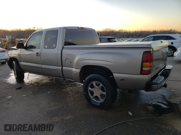 2003 GMC Sierra Denali z VIN 2GTFK69U131156988, wystawiony jako Copart lot #41906924 z przebiegiem Nie podano mil oraz Szkody całkowita. Historia ofert i sprzedaży dostępna na DreamBid. Obrazek 2.