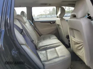 2004 Volvo V70 with VIN YV1SW59V842395259, listed as a Copart auction lot 52301795 with 213,776 mi miles and Salvage Title. Bid and sale history available at carsss.com. Image 11.