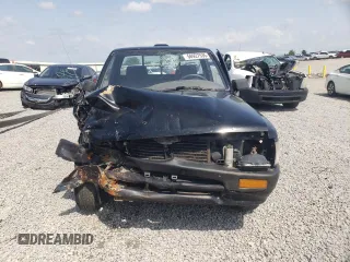 1994 Toyota Pickup with VIN JT4RN81AXR5187360, listed as a Copart auction lot 56927535 with 305,829 mi miles and Salvage title. Bid and sale history available at DreamBid. Image 5.