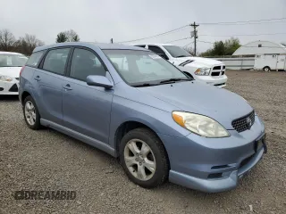 2003 Toyota Matrix Std z VIN 2T1LR32EX3C098445, wystawiony jako Copart lot #52904355 z przebiegiem 299 999 mil mil oraz Czysty tytuł • Clean title. Historia ofert i sprzedaży dostępna na DreamBid. Obrazek 4.