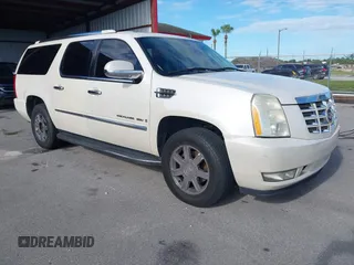 2007 Cadillac Escalade ESV with VIN 1GYFK66847R334925, listed as a IAAI auction lot 42607396 with 289,333 mi miles and . Bid and sale history available at DreamBid. Image 1.