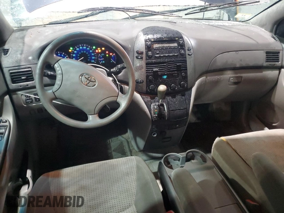 2007 Toyota Sienna CE with VIN 5TDZK23C07S090325, listed as a Copart auction lot 52096035 with 179,648 mi miles and Clean Title. Bid and sale history available at carsss.com. Image 8.