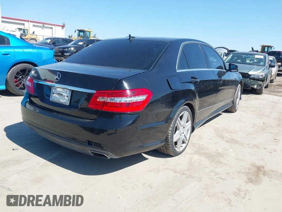 2010 Mercedes-Benz E 550 Luxury with VIN WDDHF7CBXAA197283, listed as a IAAI auction lot 41981257 with 120,313 mi miles and . Bid and sale history available at DreamBid. Image 4.