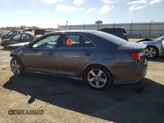 2014 Toyota Camry L with VIN 4T1BF1FK2EU433191, listed as a Copart auction lot 73363254 with 124,097 mi miles and Salvage Title. Bid and sale history available at carsss.com. Image 2.