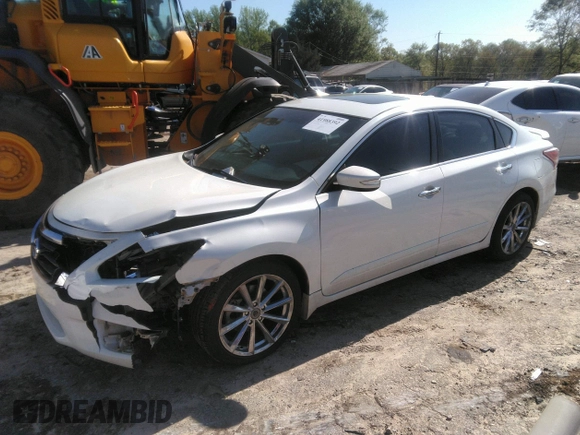 2013 Nissan Altima SV with VIN 1N4BL3AP0DC250670, listed as a IAAI auction lot 41988392 with 133,934 mi miles and . Bid and sale history available at DreamBid. Image 2.