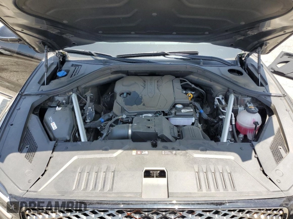 2024 Genesis GV70 2.5T with VIN 5NMMADTB3RH015771, listed as a Copart auction lot 60168085 with 9,800 mi miles and Salvage title. Bid and sale history available at DreamBid. Image 12.