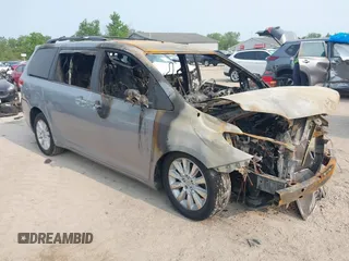 2013 Toyota Sienna LE with VIN 5TDJK3DC3DS061379, listed as a IAAI auction lot 42380482 with Not provided miles and . Bid and sale history available at DreamBid. Image 1.