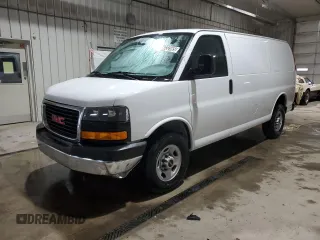2017 GMC Savana z VIN NY77122, wystawiony jako Copart lot #88032565 z przebiegiem 5 130 mil mil oraz Czysty tytuł • Clean title. Historia ofert i sprzedaży dostępna na DreamBid. Obrazek 1.