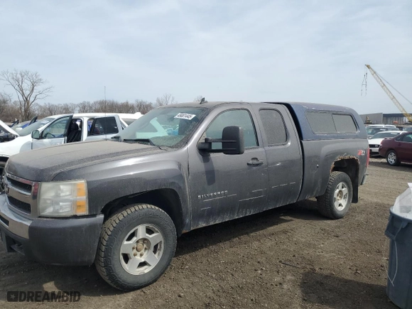 2010 Chevrolet Silverado 1500 LT with VIN 1GCSKSE30AZ249669, listed as a Copart auction lot 49001445 with 233,604 mi miles and Salvage Title. Bid and sale history available at carsss.com. Image 1.