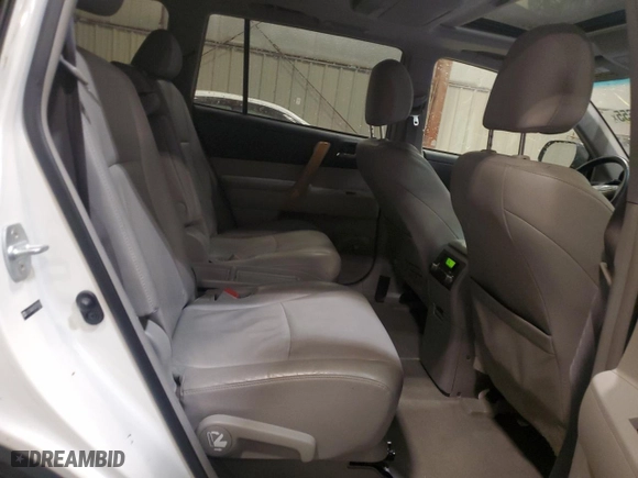 2008 Toyota Highlander Hybrid Limited with VIN JTEEW44A782015458, listed as a Copart auction lot 46304655 with 138,348 mi miles and Clean Title. Bid and sale history available at carsss.com. Image 10.