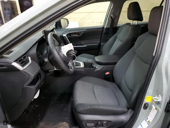 2022 Toyota RAV4 XLE with VIN 2T3P1RFV9NW294908, listed as a Copart auction lot 43768635 with 17,440 mi miles and Salvage Title. Bid and sale history available at carsss.com. Image 7.