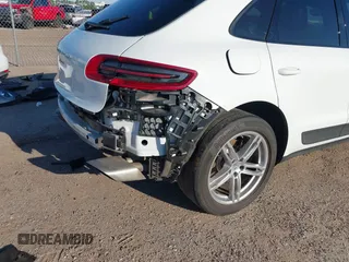 2017 Porsche Macan z VIN WP1AA2A55HLB07044, wystawiony jako IAAI lot #41737664 z przebiegiem 58 654 mil mil oraz . Historia ofert i sprzedaży dostępna na DreamBid. Obrazek 19.