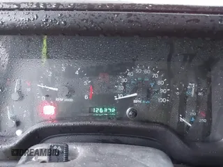 2000 Jeep Wrangler SE с VIN 1J4FA29P2YP778588, выставлен на аукционе IAAI как лот 41407892 с пробегом 126 372 миль миль и . История ставок и продаж доступна на DreamBid. Изображение 15.