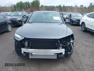 2025 Audi SQ5 Premium Plus z VIN WA1B4AFY6S2052377, wystawiony jako IAAI lot #41971801 z przebiegiem 108 mil mil oraz . Historia ofert i sprzedaży dostępna na DreamBid. Obrazek 13.