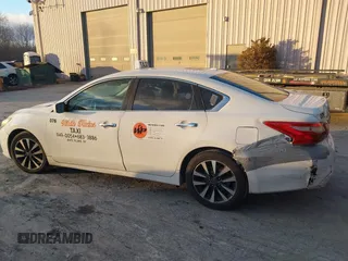 2017 Nissan Altima SV with VIN 1N4AL3AP3HC285236, listed as a IAAI auction lot 41272147 with 246,465 mi miles and . Bid and sale history available at carsss.com. Image 14.