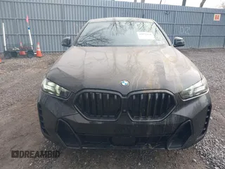 2025 BMW X6 xDrive40i with VIN 5UX33EX09S9Y89594, listed as a IAAI auction lot 42072438 with 460 mi miles and . Bid and sale history available at DreamBid. Image 12.