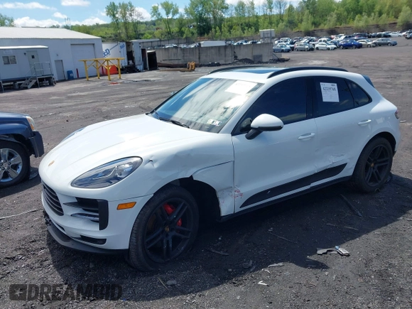 2021 Porsche Macan z VIN WP1AA2A59MLB10281, wystawiony jako IAAI lot #42219768 z przebiegiem 62 975 mil mil oraz . Historia ofert i sprzedaży dostępna na DreamBid. Obrazek 2.