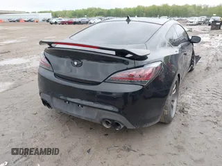 2010 Hyundai Genesis Coupe z VIN KMHHT6KD7AU003612, wystawiony jako IAAI lot #42135669 z przebiegiem 138 009 mil mil oraz . Historia ofert i sprzedaży dostępna na DreamBid. Obrazek 4.