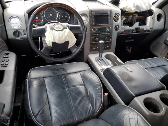 2008 Lincoln Mark LT with VIN 5LTPW18528FJ04949, listed as a Copart auction lot 89189885 with 160,970 mi miles and Salvage Title. Bid and sale history available at carsss.com. Image 8.
