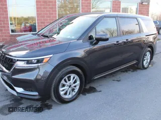 2023 Kia Carnival LX with VIN KNDNB4H39P6258367, listed as a Copart auction lot 45789775 with 26,395 mi miles and Clean Title. Bid and sale history available at DreamBid. Image 2.