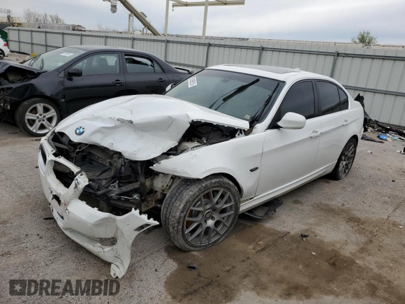 2011 BMW 3 Series 335d z VIN WBAPN7C58BA950567, wystawiony jako Copart lot #51859515 z przebiegiem Nie podano mil oraz Szkoda całkowita • Salvage title. Historia ofert i sprzedaży dostępna na DreamBid. Obrazek 1.
