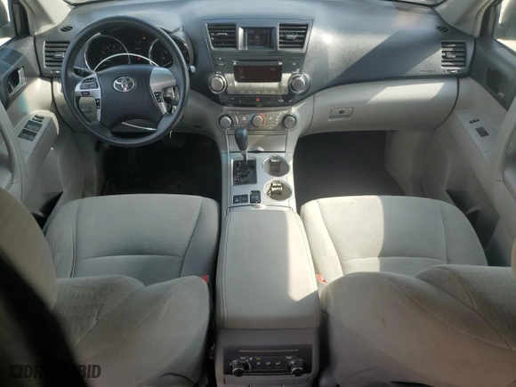 2012 Toyota Highlander with VIN 5TDBK3EH0CS163073, listed as a Copart auction lot 49289505 with 147,446 mi miles and Clean Title. Bid and sale history available at carsss.com. Image 8.