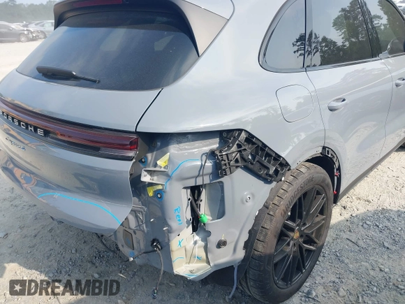 2024 Porsche Cayenne S with VIN WP1AL2AY0RDA32737, listed as a IAAI auction lot 42388781 with 11,802 mi miles and . Bid and sale history available at DreamBid. Image 18.